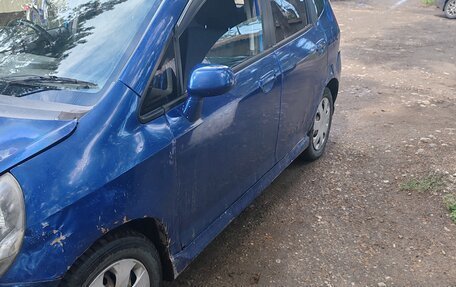 Honda Fit III, 2003 год, 360 000 рублей, 2 фотография