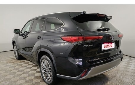 Toyota Highlander, 2024 год, 6 000 000 рублей, 7 фотография