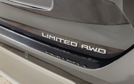 Toyota Highlander, 2024 год, 6 000 000 рублей, 23 фотография