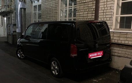 Mercedes-Benz Vito, 2020 год, 6 000 000 рублей, 3 фотография