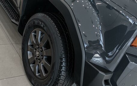 Toyota Land Cruiser Prado, 2024 год, 11 090 000 рублей, 15 фотография