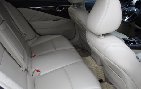 Infiniti Q50 I рестайлинг, 2017 год, 2 200 000 рублей, 20 фотография