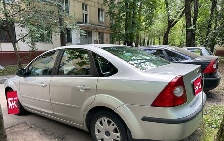 Ford Focus II рестайлинг, 2006 год, 390 000 рублей, 1 фотография