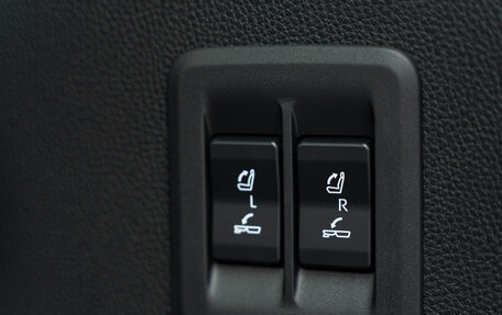 Toyota Land Cruiser Prado, 2025 год, 10 900 000 рублей, 26 фотография