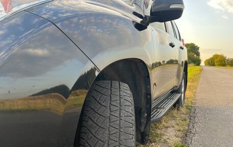 Toyota Land Cruiser Prado 150 рестайлинг 2, 2013 год, 2 899 000 рублей, 6 фотография