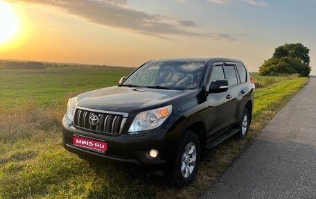 Toyota Land Cruiser Prado 150 рестайлинг 2, 2013 год, 2 899 000 рублей, 1 фотография