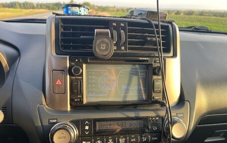 Toyota Land Cruiser Prado 150 рестайлинг 2, 2013 год, 2 899 000 рублей, 22 фотография