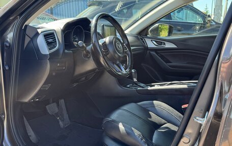 Mazda 3, 2017 год, 1 300 000 рублей, 6 фотография