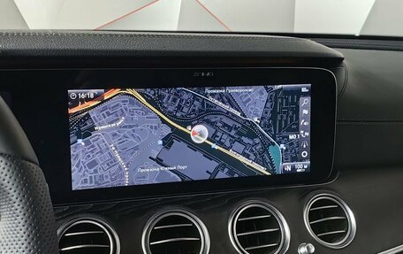 Mercedes-Benz E-Класс, 2019 год, 2 897 000 рублей, 22 фотография