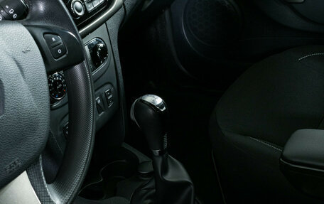 Renault Sandero II рестайлинг, 2016 год, 940 000 рублей, 15 фотография