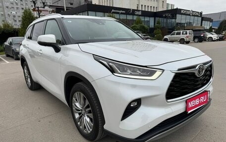 Toyota Highlander, 2025 год, 5 300 000 рублей, 1 фотография