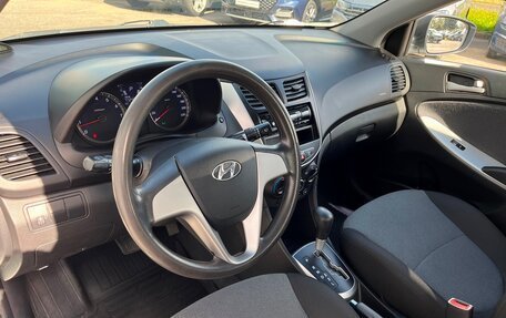 Hyundai Solaris II рестайлинг, 2013 год, 868 900 рублей, 5 фотография