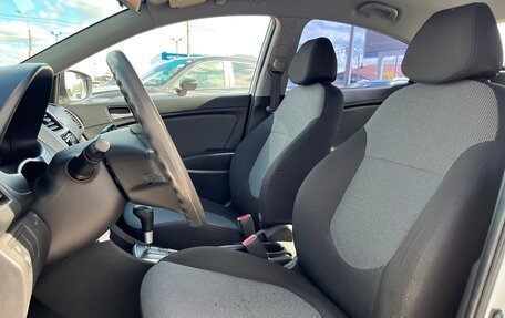 Hyundai Solaris II рестайлинг, 2013 год, 868 900 рублей, 6 фотография