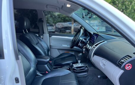 Mitsubishi Pajero Sport II рестайлинг, 2014 год, 2 100 000 рублей, 18 фотография