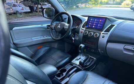 Mitsubishi Pajero Sport II рестайлинг, 2014 год, 2 100 000 рублей, 19 фотография