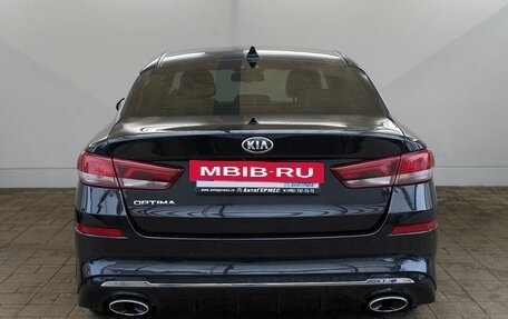 KIA Optima IV, 2018 год, 1 915 000 рублей, 3 фотография