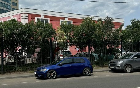 Volkswagen Golf R VII, 2019 год, 3 499 999 рублей, 22 фотография