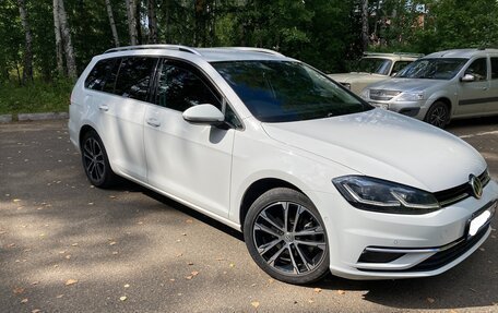 Volkswagen Golf VII, 2019 год, 1 380 000 рублей, 1 фотография