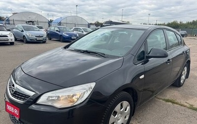 Opel Astra J, 2011 год, 600 000 рублей, 1 фотография