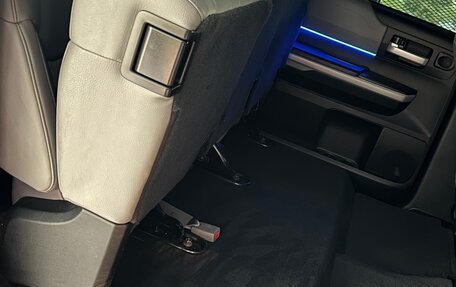 Toyota Tundra II, 2020 год, 8 800 000 рублей, 15 фотография