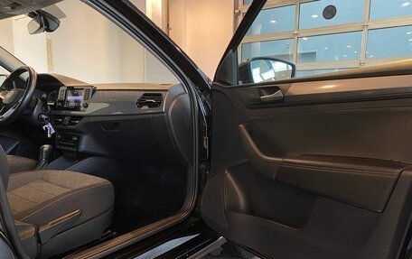 Volkswagen Polo VI (EU Market), 2021 год, 1 555 000 рублей, 27 фотография