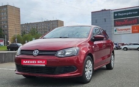 Volkswagen Polo VI (EU Market), 2012 год, 640 000 рублей, 2 фотография