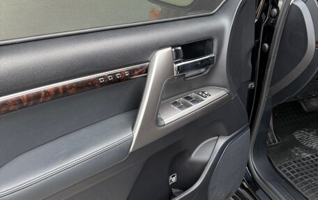 Toyota Land Cruiser 200, 2014 год, 5 150 000 рублей, 8 фотография