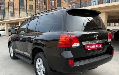 Toyota Land Cruiser 200, 2014 год, 5 150 000 рублей, 4 фотография