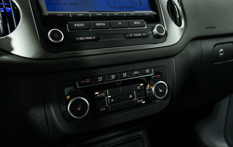 Volkswagen Tiguan I, 2010 год, 1 199 700 рублей, 17 фотография