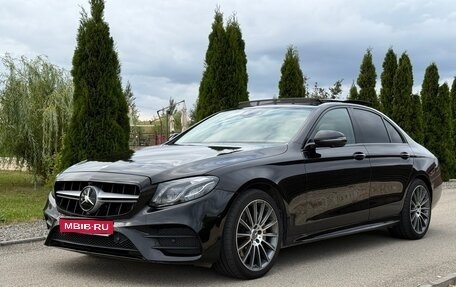 Mercedes-Benz E-Класс, 2017 год, 3 550 000 рублей, 1 фотография