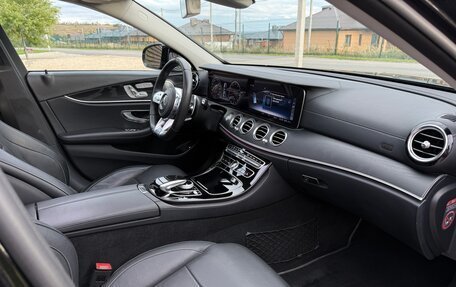 Mercedes-Benz E-Класс, 2017 год, 3 550 000 рублей, 15 фотография
