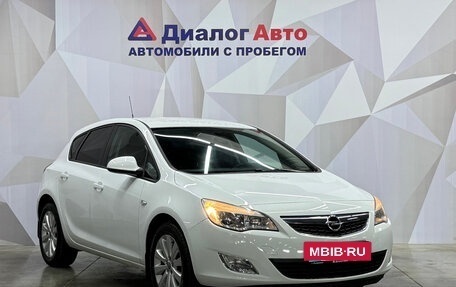 Opel Astra J, 2012 год, 840 000 рублей, 3 фотография