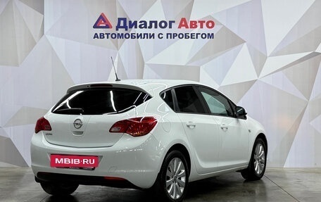 Opel Astra J, 2012 год, 840 000 рублей, 6 фотография