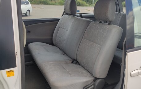 Toyota Previa II, 2002 год, 950 000 рублей, 7 фотография