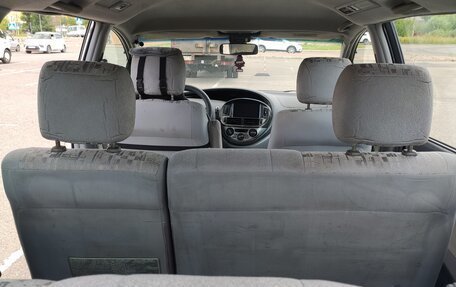 Toyota Previa II, 2002 год, 950 000 рублей, 12 фотография