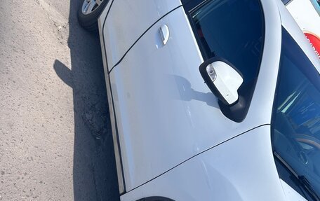 Renault Logan II, 2016 год, 650 000 рублей, 4 фотография