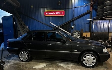 Mercedes-Benz C-Класс, 1996 год, 1 500 000 рублей, 7 фотография