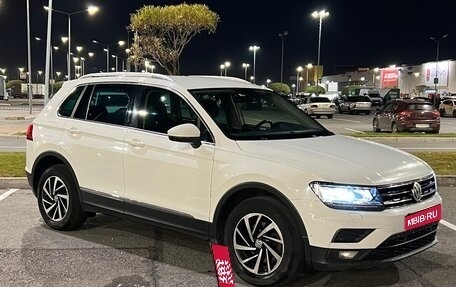 Volkswagen Tiguan II, 2018 год, 2 300 000 рублей, 1 фотография