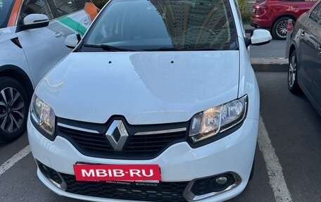 Renault Sandero II рестайлинг, 2018 год, 1 000 000 рублей, 1 фотография