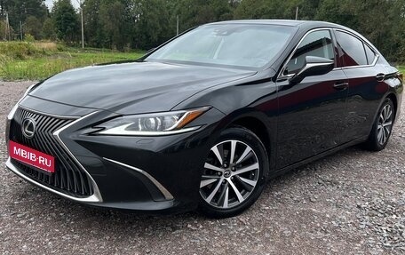 Lexus ES VII, 2019 год, 3 290 000 рублей, 1 фотография