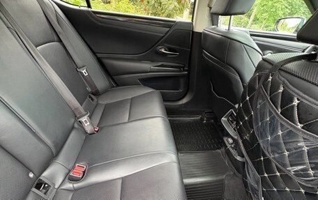 Lexus ES VII, 2019 год, 3 290 000 рублей, 18 фотография