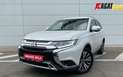 Mitsubishi Outlander III рестайлинг 3, 2019 год, 2 100 000 рублей, 1 фотография