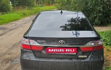 Toyota Camry, 2017 год, 2 050 000 рублей, 4 фотография