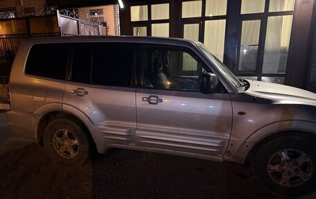 Mitsubishi Pajero III рестайлинг, 2000 год, 550 000 рублей, 2 фотография
