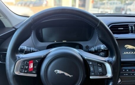 Jaguar F-Pace, 2017 год, 2 100 000 рублей, 7 фотография