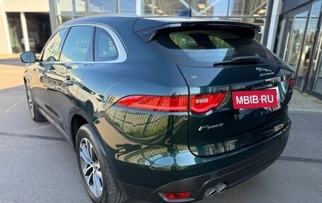 Jaguar F-Pace, 2017 год, 2 100 000 рублей, 4 фотография
