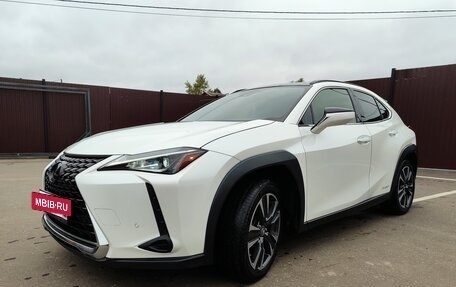 Lexus UX I, 2020 год, 3 200 000 рублей, 11 фотография