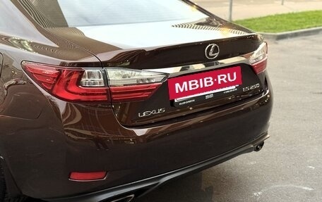 Lexus ES VII, 2015 год, 2 550 000 рублей, 10 фотография