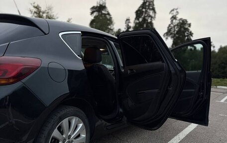 Opel Astra J, 2010 год, 750 000 рублей, 4 фотография