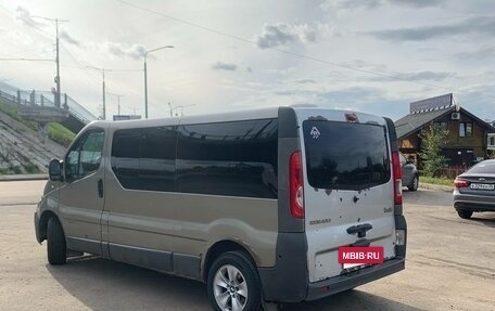 Renault Trafic, 2008 год, 930 000 рублей, 4 фотография